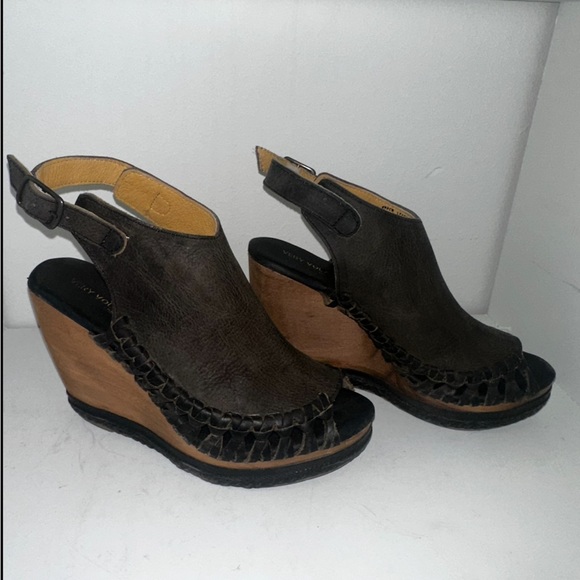 Absolute Wedge - Picture 3 of 4